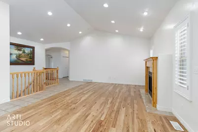 2327 Bluff Ridge Dr, Syracuse, UT 84075 - Photo 13