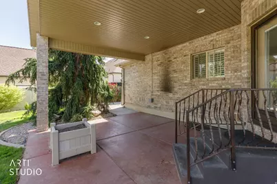 2327 Bluff Ridge Dr, Syracuse, UT 84075 - Photo 47
