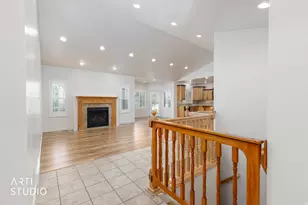 2327 Bluff Ridge Dr, Syracuse, UT 84075 - Photo 11