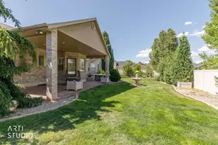 2327 Bluff Ridge Dr, Syracuse, UT 84075 - Photo 49