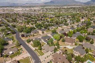 2327 Bluff Ridge Dr, Syracuse, UT 84075 - Photo 63