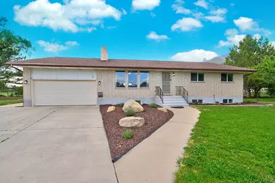 1228 N Gilbert Cir, Orem, UT 84057 - Photo 9