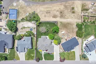 209 W High Sierra Dr, Elk Ridge, UT 84651 - Photo 105
