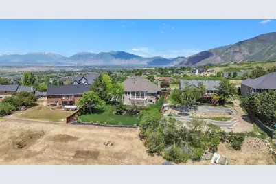 209 W High Sierra Dr, Elk Ridge, UT 84651 - Photo 93