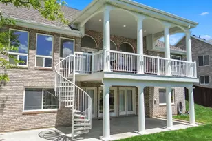 209 W High Sierra Dr, Elk Ridge, UT 84651 - Photo 5