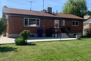 5135 S 1000 E, Murray, UT 84117 - Photo 7