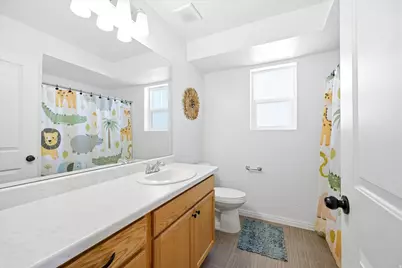 83 E Polaris Dr, Saratoga Springs, UT 84045 - Photo 17