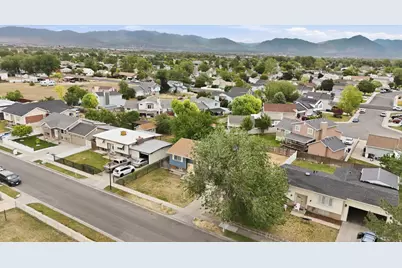 3893 S Lorna Dr, West Valley, UT 84120 - Photo 27