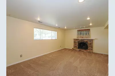 2648 E Eastmanor Dr, Cottonwood Heights, UT 84121 - Photo 23