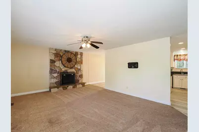 2648 E Eastmanor Dr, Cottonwood Heights, UT 84121 - Photo 7