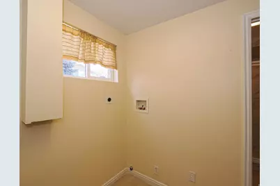 2648 E Eastmanor Dr, Cottonwood Heights, UT 84121 - Photo 33