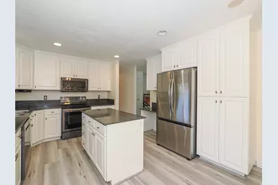 2648 E Eastmanor Dr, Cottonwood Heights, UT 84121 - Photo 11