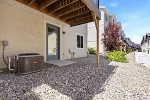 8552 W Bowie Dr S, Magna, UT 84044 - Photo 25