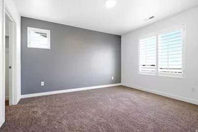 8552 W Bowie Dr S, Magna, UT 84044 - Photo 17
