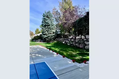 4433 S Devonshire Dr E, Bountiful, UT 84010 - Photo 51