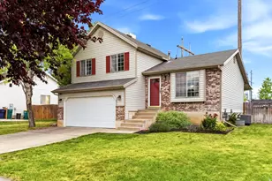 2045 Katies Way, Clearfield, UT 84015 - Photo 3