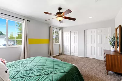 2045 Katies Way, Clearfield, UT 84015 - Photo 15