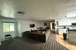 7046 S 700 E, Midvale, UT 84047 - Photo 9