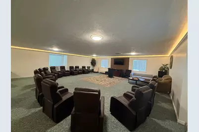 7046 S 700 E, Midvale, UT 84047 - Photo 15