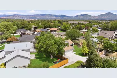 4835 S Bonniebrook Dr W, Taylorsville, UT 84118 - Photo 35
