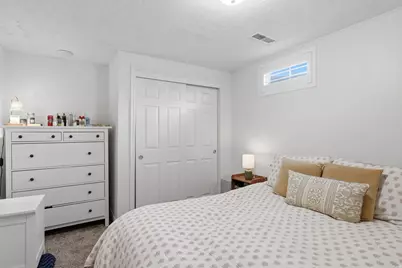 291 W 2300 S, Bountiful, UT 84010 - Photo 19