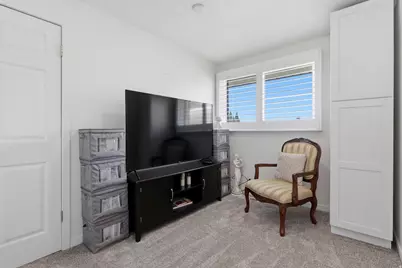 291 W 2300 S, Bountiful, UT 84010 - Photo 13