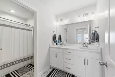 1038 S Old Towne Rd, Layton, UT 84041 - Photo 27