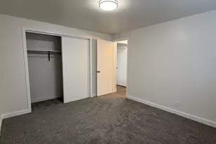 895 E Arrowhead Ln, Murray, UT 84107 - Photo 9
