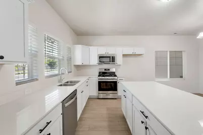 3747 W Drexler Dr, Lehi, UT 84043 - Photo 3
