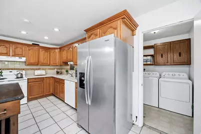 489 S 100 E, Hyrum, UT 84319 - Photo 11