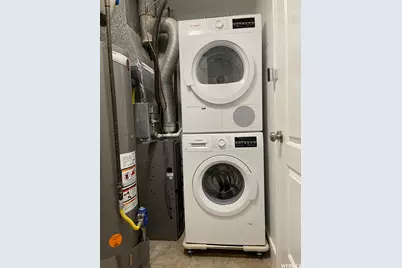 889 W 3600 S, Bountiful, UT 84010 - Photo 13