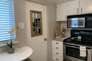 889 W 3600 S, Bountiful, UT 84010 - Photo 7
