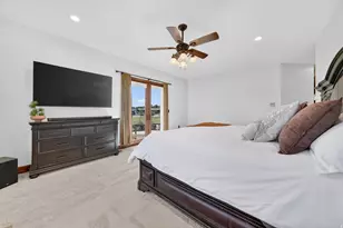 8724 N Canyon Wash Dr W, Eagle Mountain, UT 84005 - Photo 37