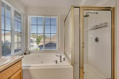 2798 W Denali Dr S, Taylorsville, UT 84129 - Photo 17