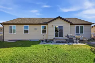 1101 E Searle Ln N, Eagle Mountain, UT 84005 - Photo 49