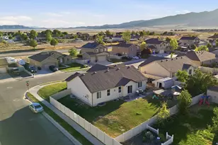 1101 E Searle Ln N, Eagle Mountain, UT 84005 - Photo 51