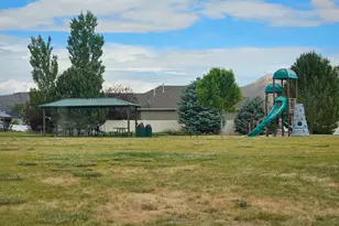 1101 E Searle Ln N, Eagle Mountain, UT 84005 - Photo 57