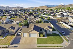 1101 E Searle Ln N, Eagle Mountain, UT 84005 - Photo 55