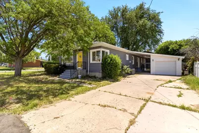 671 W 1800 N, Clinton, UT 84015 - Photo 27