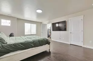 5209 W Courtly Ln, Herriman, UT 84096 - Photo 13