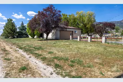 5418 W 20300 N, Plymouth, UT 84330 - Photo 33