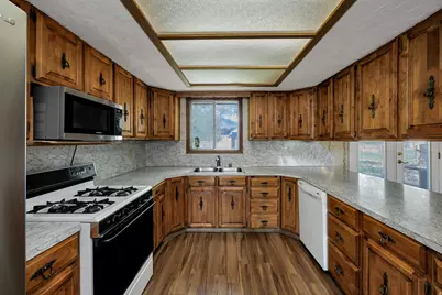 5418 W 20300 N, Plymouth, UT 84330 - Photo 9