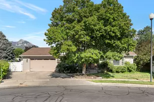 1725 E Faunsdale Cir S, Sandy, UT 84092 - Photo 5