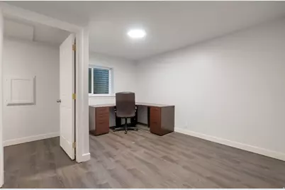 1725 E Faunsdale Cir S, Sandy, UT 84092 - Photo 23