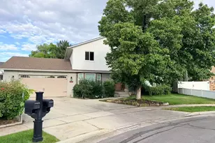 1725 E Faunsdale Cir S, Sandy, UT 84092 - Photo 1