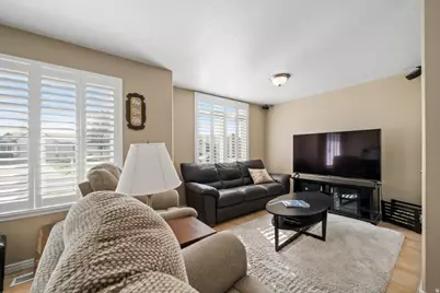 1606 W Seneca Dr N, Roy, UT 84067 - Photo 13