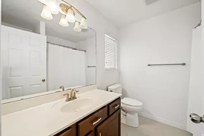 1606 W Seneca Dr N, Roy, UT 84067 - Photo 17