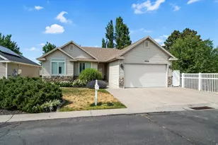 1606 W Seneca Dr N, Roy, UT 84067 - Photo 1