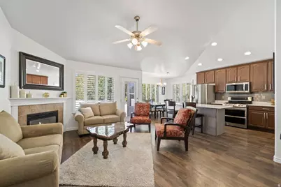 1606 W Seneca Dr N, Roy, UT 84067 - Photo 3