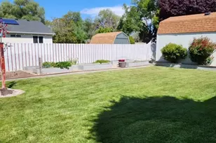 2251 N 850 W, Clinton, UT 84015 - Photo 3